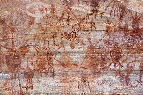  Detail of rupestrian painting - hunting figures - Archaeological Site of Toca do Joao Arsena - Serra da Capivara National Park  - Sao Raimundo Nonato city - Piaui state (PI) - Brazil