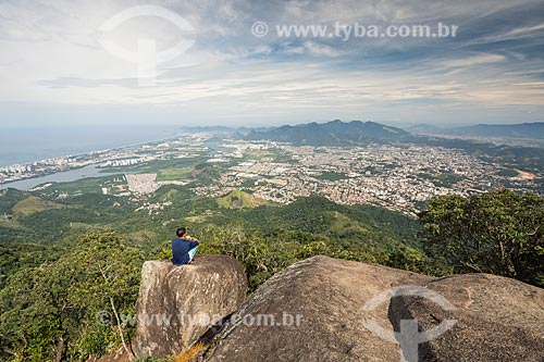  View of the Jacarepagua neighborhood from the Bico do Papagaio Mountain - Tijuca National Park  - Rio de Janeiro city - Rio de Janeiro state (RJ) - Brazil