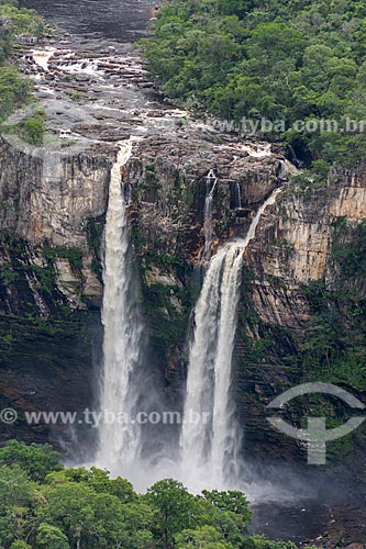  View of the Salto Waterfall (120m) - Chapada dos Veadeiros National Park  - Alto Paraiso de Goias city - Goias state (GO) - Brazil