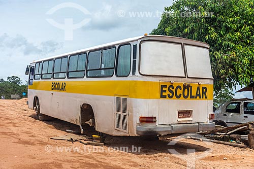  Abandoned school bus - Vila de Sao Jorge district  - Alto Paraiso de Goias city - Goias state (GO) - Brazil
