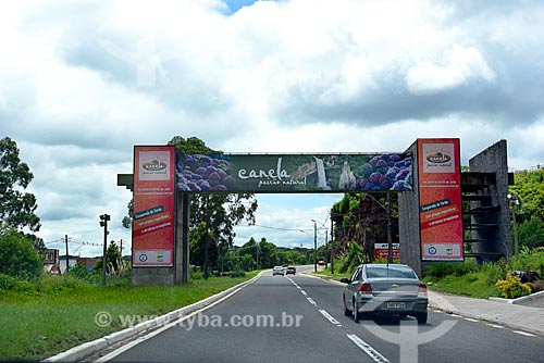  Portico of the city of Canela - RS-235 Highway  - Canela city - Rio Grande do Sul state (RS) - Brazil