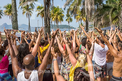  People dancing during open class of afro dance - Flamengo Landfill  - Rio de Janeiro city - Rio de Janeiro state (RJ) - Brazil