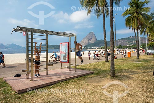  Outdoor gym - Flamengo Beach waterfront with the Sugarloaf in the background  - Rio de Janeiro city - Rio de Janeiro state (RJ) - Brazil