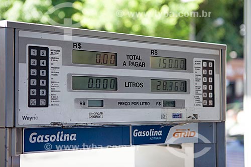  Detail of gasoline pump during fuel supply crisis due to truckers strike  - Rio de Janeiro city - Rio de Janeiro state (RJ) - Brazil