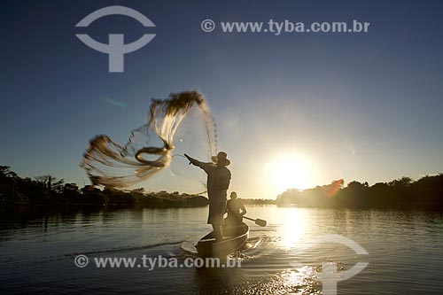  Fisherman silhouette - Encontro dos Rios Municipal Park - meeting of waters of Poti River and Parnaiba River  - Teresina city - Piaui state (PI) - Brazil