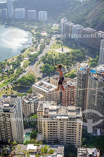  Practitioner of slackline - Cantagalo Hill  - Rio de Janeiro city - Rio de Janeiro state (RJ) - Brazil