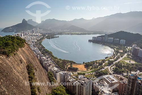  View of summit of the Cantagalo Hill with the Morro Dois Irmaos (Two Brothers Mountain) and the Rock of Gavea in the background  - Rio de Janeiro city - Rio de Janeiro state (RJ) - Brazil