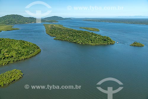  Aerial photo of the Pinheirinho Island - Superagui National Park  - Guaraquecaba city - Parana state (PR) - Brazil