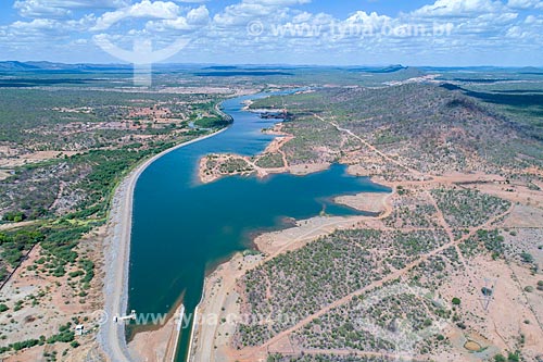  Picture taken with drone of the Cacimba Nova Dam - part of the Project of Integration of Sao Francisco River with the watersheds of Northeast setentrional  - Custodia city - Pernambuco state (PE) - Brazil