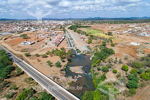 Picture taken with drone of flows out of channel of the Project of Integration of Sao Francisco River with the watersheds of Northeast setentrional to Paraiba River - duct to the right  - Monteiro city - Paraiba state (PB) - Brazil