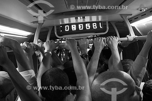  Detail of passengers inside of bus of BRT - BRT Transoeste  - Rio de Janeiro city - Rio de Janeiro state (RJ) - Brazil