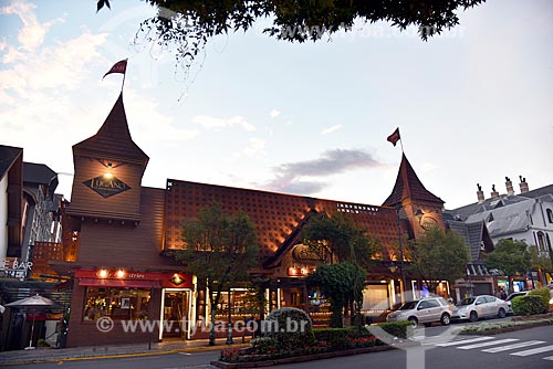  Facade of chocolate store and factory during the sunset  - Gramado city - Rio Grande do Sul state (RS) - Brazil