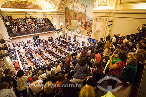  Visitors gallery during public hearing about the Rio de Janeiro social security reform - Pedro Ernesto Palace (1923) - headquarters of Municipal Chamber of Rio de Janeiro city  - Rio de Janeiro city - Rio de Janeiro state (RJ) - Brazil