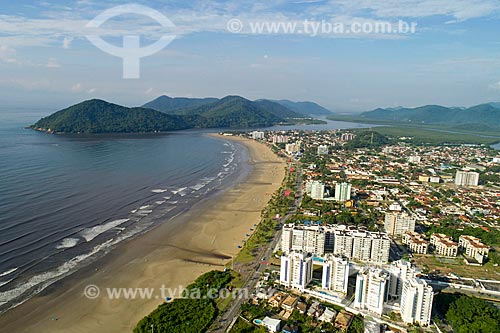  Picture taken with drone of the Enseada Beach (Bay Beach) with the Saint Amaro Island in the background  - Bertioga city - Sao Paulo state (SP) - Brazil