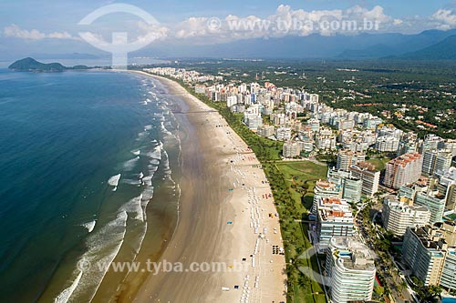  Picture taken with drone of the Riviera de Sao Lourenco Beach with the Pedra Selada Hill in the background  - Bertioga city - Sao Paulo state (SP) - Brazil