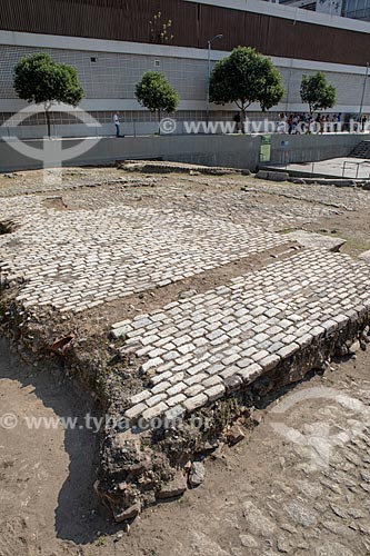  Detail of parallelepiped floor - Valongo Harbour and Empress Harbour - important landing point of slaves in the city, recovered after the excavations Porto Maravilha Project  - Rio de Janeiro city - Rio de Janeiro state (RJ) - Brazil