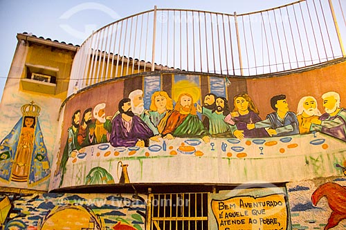  Wall with graffiti of the Our Lady of Aparecida and Last Supper - Jacarezinho Slum  - Rio de Janeiro city - Rio de Janeiro state (RJ) - Brazil