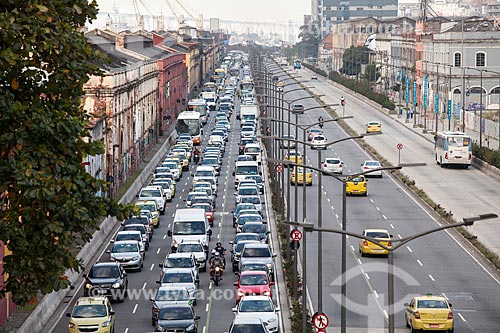  Rodrigues Alves Avenue congestion on the way back home hours before the Brazilian team
match for the World Cup 2018  - Rio de Janeiro city - Rio de Janeiro state (RJ) - Brazil