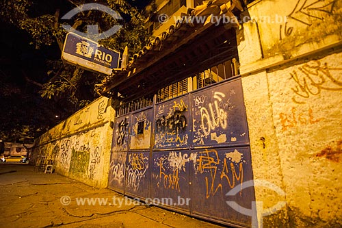  Facade of George Pfisterer Municipal School - poor state of repair  - Rio de Janeiro city - Rio de Janeiro state (RJ) - Brazil