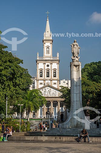  View of the Largo do Machado Square with the Matriz Church of Nossa Senhora da Gloria (1872) in the background  - Rio de Janeiro city - Rio de Janeiro state (RJ) - Brazil