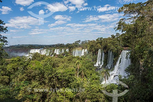  View of the Iguassu Waterfalls - Iguassu National Park  - Puerto Iguazu city - Misiones province - Argentina