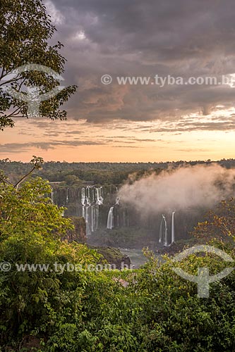  View of the Iguassu Waterfalls - Iguassu National Park during the sunset  - Foz do Iguacu city - Parana state (PR) - Brazil