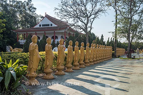  Female statues of Bodhisattvas - enlightened beings - with the position of a hand representing welcome and another hand positive energy - Chen Tien Buddhist Center  - Foz do Iguacu city - Parana state (PR) - Brazil