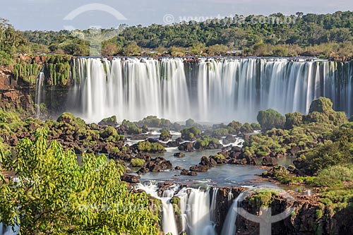  View of the Iguassu Waterfalls - Iguassu National Park  - Foz do Iguacu city - Parana state (PR) - Brazil