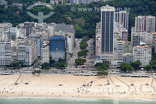 Aerial photo of the corner of Atlantica Avenue with Princesa Isabel Avenue with the Copacabana Beach waterfront  - Rio de Janeiro city - Rio de Janeiro state (RJ) - Brazil