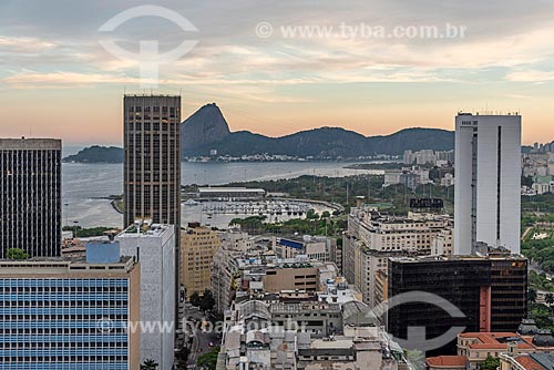  View of the buildings from the city center of Rio de Janeiro with the Sugarloaf in the background during the sunset  - Rio de Janeiro city - Rio de Janeiro state (RJ) - Brazil