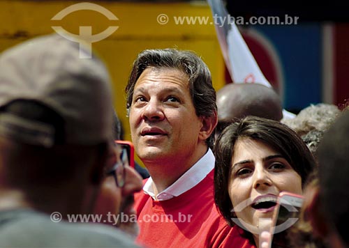 Fernando Haddad - presidential and vice president candidate for the Workers Party (PT) - during walking in Rocinha Slum  - Rio de Janeiro city - Rio de Janeiro state (RJ) - Brazil