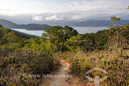  View of the Grande Island waterfront during the trail
  - Angra dos Reis city - Rio de Janeiro state (RJ) - Brazil