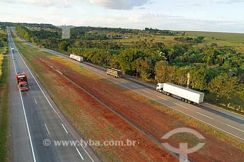  Picture taken with drone of the Transbrasiliana Highway (BR-153) - also known as Belem-Brasilia Highway and Bernardo Sayao Highway  - Hidrolandia city - Goias state (GO) - Brazil