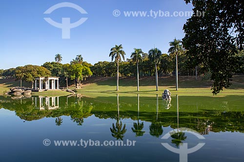  View of lake of the Quinta da Boa Vista Park with the Temple of Apollo (1910) - to the left - and singing of the Mermaids sculpture - to the right  - Rio de Janeiro city - Rio de Janeiro state (RJ) - Brazil