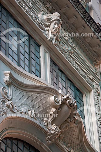  Detail of building facade - Ouvidor Street  - Rio de Janeiro city - Rio de Janeiro state (RJ) - Brazil