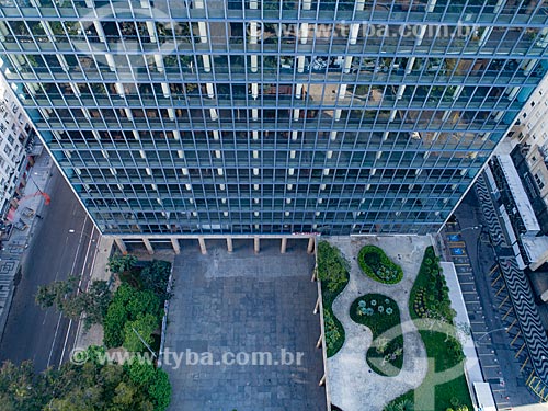 Picture taken with drone of hanging garden of the Gustavo Capanema Building (1945) - old Ministry of Education, current headquarters of the Ministry of Culture in Rio de Janeiro  - Rio de Janeiro city - Rio de Janeiro state (RJ) - Brazil
