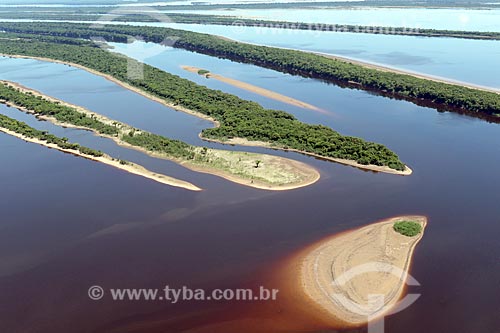  Aerial photo of the Negro River near to Anavilhanas National Park  - Manaus city - Amazonas state (AM) - Brazil