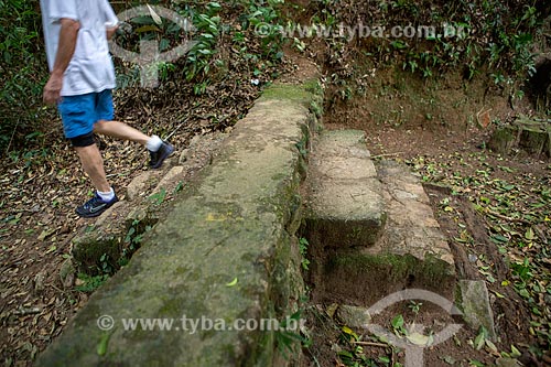  Detail of ruins of stair of old coffee farm on trail - Tijuca National Park  - Rio de Janeiro city - Rio de Janeiro state (RJ) - Brazil