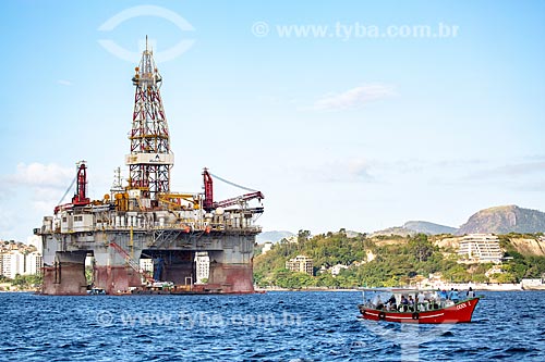  View of petroleum platform - Guanabara Bay  - Rio de Janeiro city - Rio de Janeiro state (RJ) - Brazil