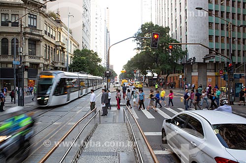  Light rail transit transiting on Rio Branco Avenue  - Rio de Janeiro city - Rio de Janeiro state (RJ) - Brazil
