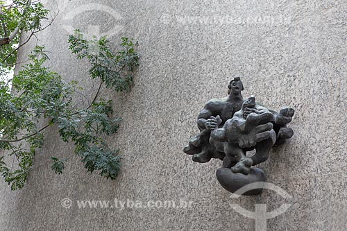 Detail of Prometeu sculpture (1944) by Jacques Lipchitz on facade of the Gustavo Capanema Building (1945) - old Ministry of Education, current headquarters of the Ministry of Culture in Rio de Janeiro  - Rio de Janeiro city - Rio de Janeiro state (RJ) - Brazil