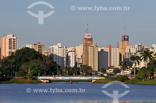  View of the Sao Jose do Rio Preto Municipal Dam with buildings in the background  - Sao Jose do Rio Preto city - Sao Paulo state (SP) - Brazil