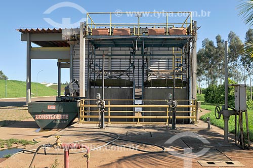  Detail of step 1 - sewage treatment - coarse treatment - Sao Jose do Rio Preto Sewage Treatment Station  - Sao Jose do Rio Preto city - Sao Paulo state (SP) - Brazil