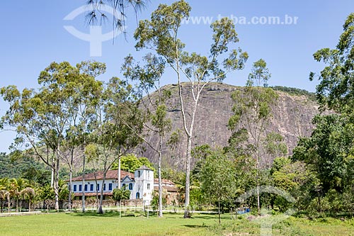  Itaocaia Farm - where the English scientist Charles Darwin stayed in 1832 during the expedition for research of the Atlantic Forest - with the Natural Monument Municipal of Rock of Itaocaia in the background  - Marica city - Rio de Janeiro state (RJ) - Brazil
