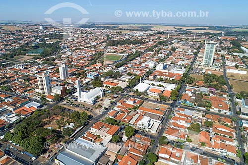  Picture taken with drone of the Good Jesus Mother Church with the Doutor Leonidas Caligola Bastia Square - also known as Matriz Square  - Matao city - Sao Paulo state (SP) - Brazil