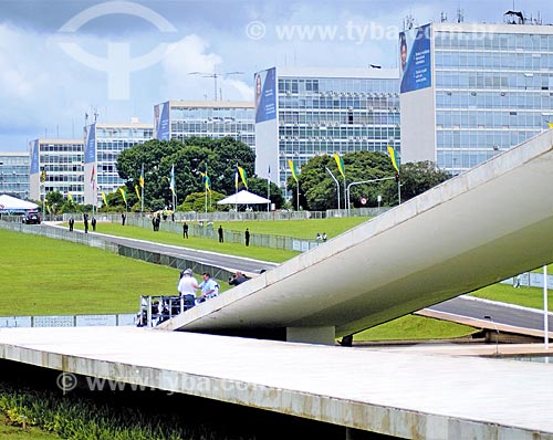  National Congress ramp during presidential inauguration ceremony of Jair Bolsonaro with buildings of the Esplanade of Ministries in the background  - Brasilia city - Distrito Federal (Federal District) (DF) - Brazil