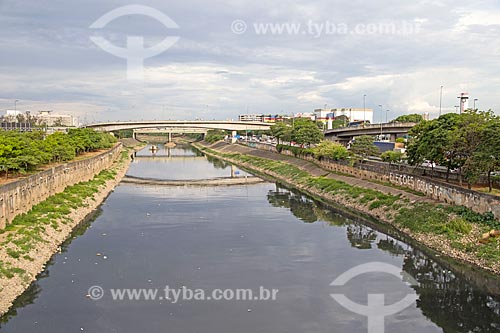  Snippet of the Tiete River  - Sao Paulo city - Sao Paulo state (SP) - Brazil