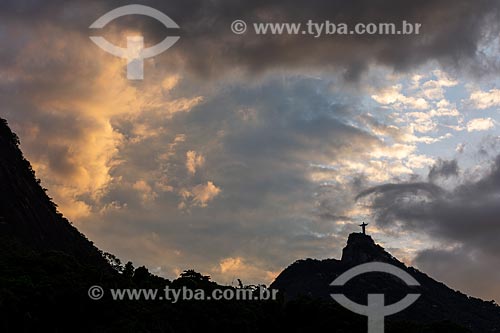  View of the Christ the Redeemer from Cosme Velho neighborhood during the sunset  - Rio de Janeiro city - Rio de Janeiro state (RJ) - Brazil