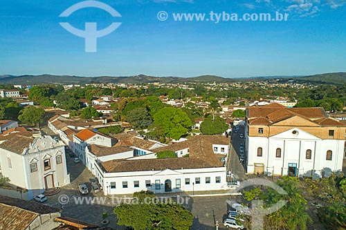  Picture taken with drone of the Our Lady of the Good Death Church (1779) - to the left - with the Conde dos Arcos Palace and the Saint Anne Mother Church (1743)  - Goias city - Goias state (GO) - Brazil