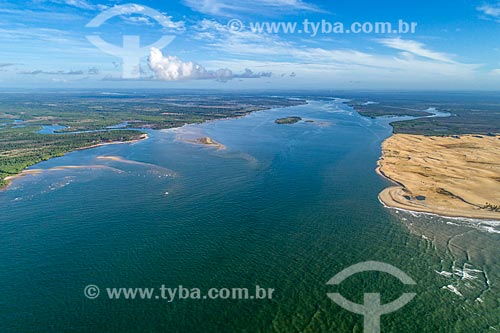  Picture taken with drone of the mouth of Sao Francisco River - Peba Cape with Piacabucu APA to the right - boundary between Sergipe and Alagoas states  - Piacabucu city - Alagoas state (AL) - Brazil